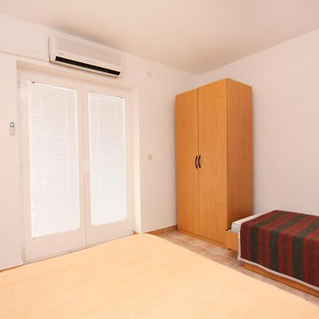 Apartments With A Parking Space Jezera, Murter - 5107 Quarto foto