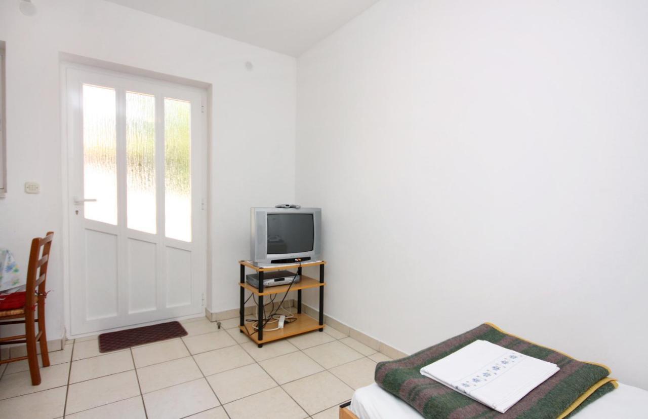 Apartments With A Parking Space Jezera, Murter - 5107 Exterior foto
