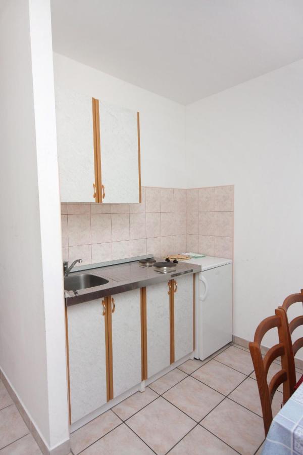Apartments With A Parking Space Jezera, Murter - 5107 Exterior foto